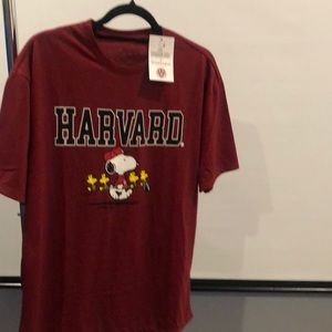 NWT!! Peanuts x Harvard short sleeve Medium M tee shirt